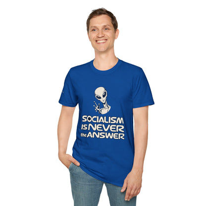 Friendly Alien - Short Sleeve T-Shirt - Unisex