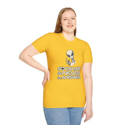 Friendly Alien - Short Sleeve T-Shirt - Unisex