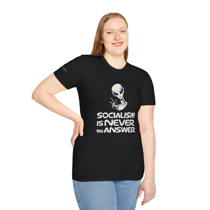 Friendly Alien - Short Sleeve T-Shirt - Unisex