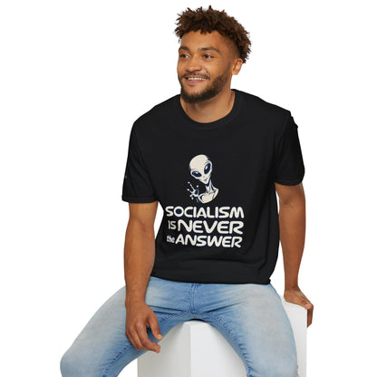 Friendly Alien - Short Sleeve T-Shirt - Unisex