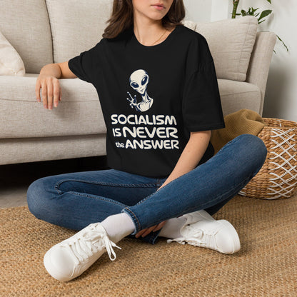 Friendly Alien - Short Sleeve T-Shirt - Unisex