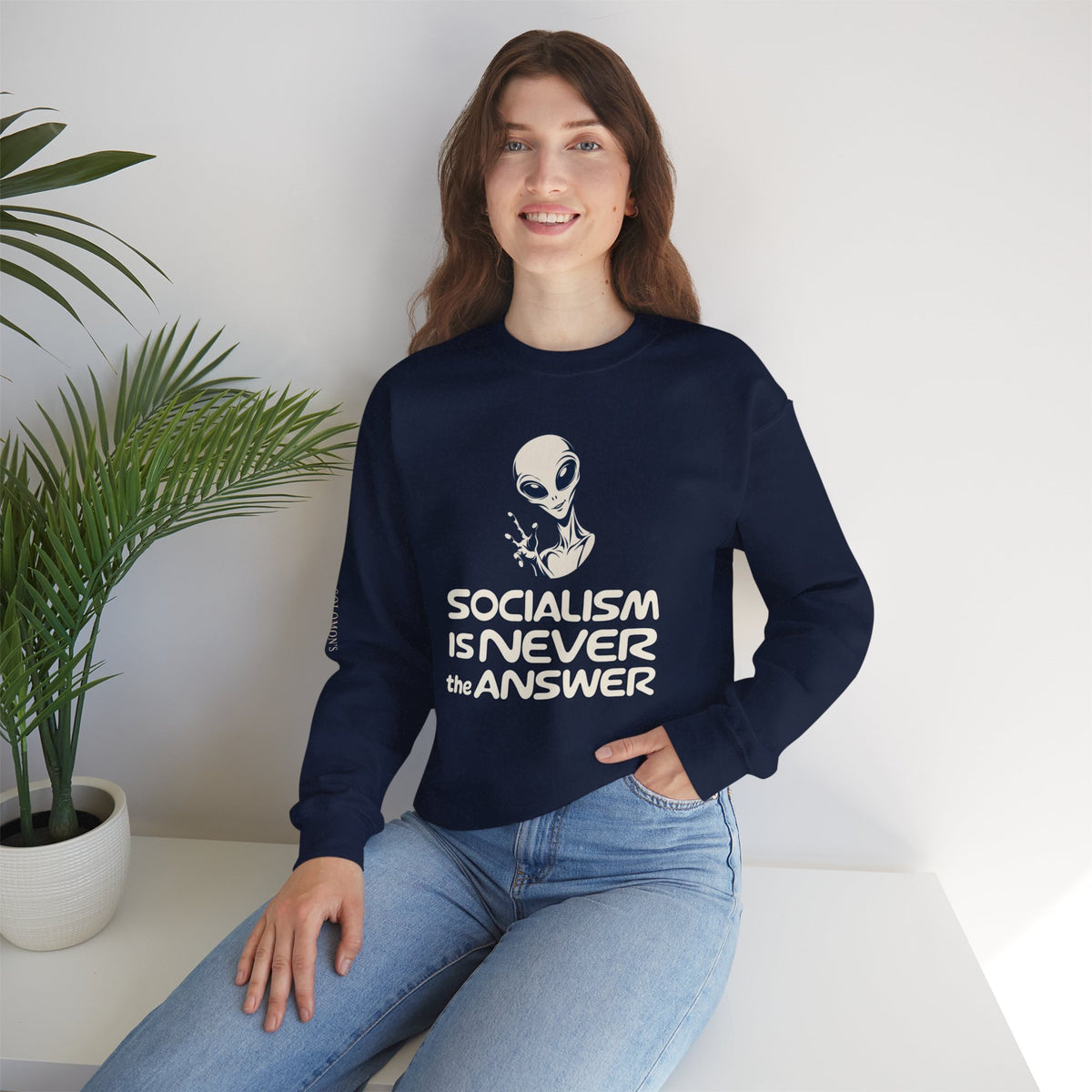 Friendly Alien - Crewneck Sweatshirt - Unisex