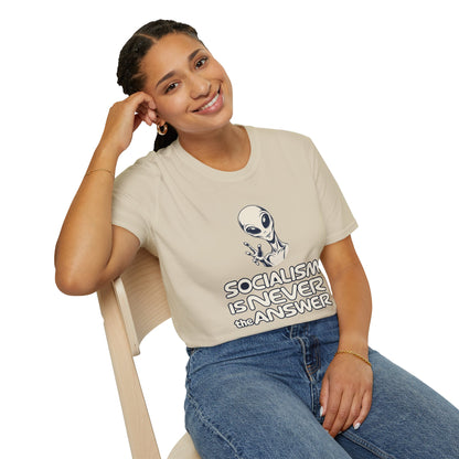 Friendly Alien - Short Sleeve T-Shirt - Unisex