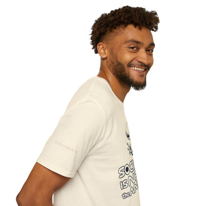 Friendly Alien - Short Sleeve T-Shirt - Unisex
