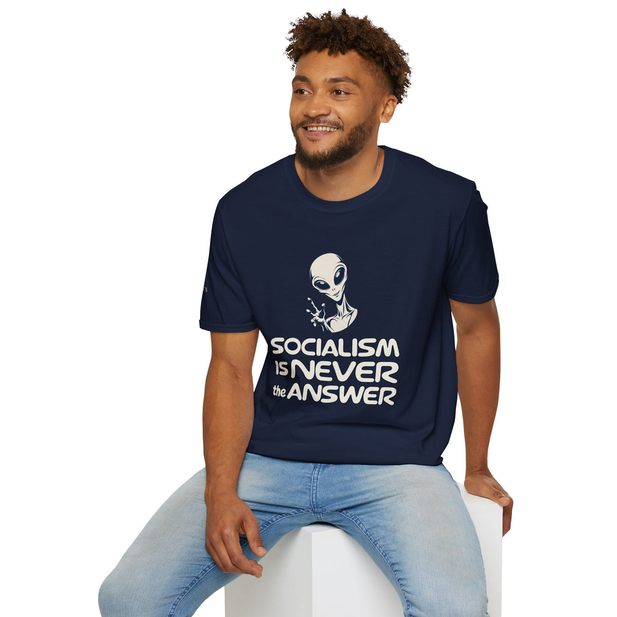 Friendly Alien - Short Sleeve T-Shirt - Unisex