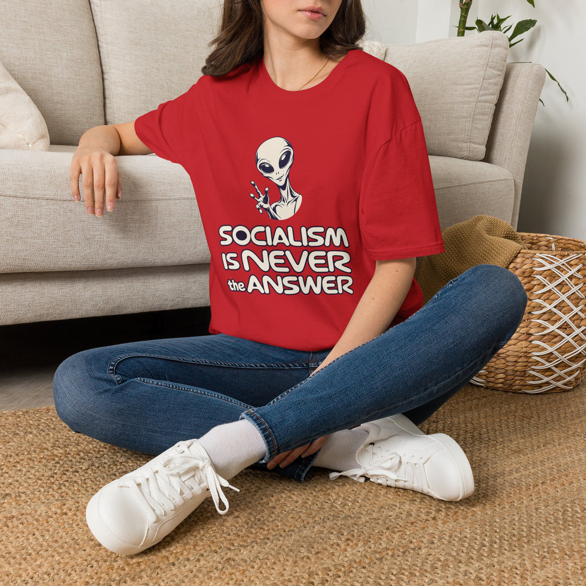 Friendly Alien - Short Sleeve T-Shirt - Unisex
