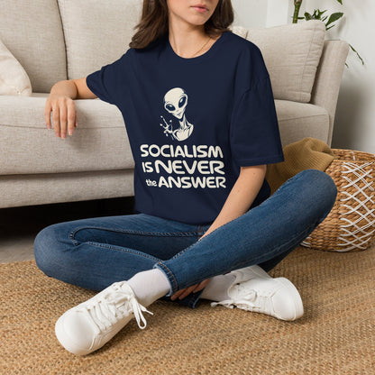 Friendly Alien - Short Sleeve T-Shirt - Unisex